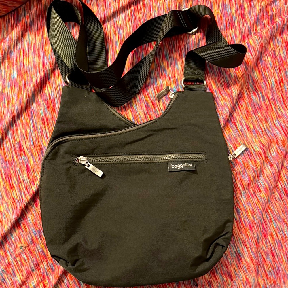 Baggallini Dark Olive Crossbody Bag